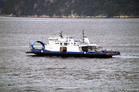 Fhre am Saguenay Fjord
